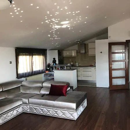 Rosehill Penthouse Apartament Budapesta